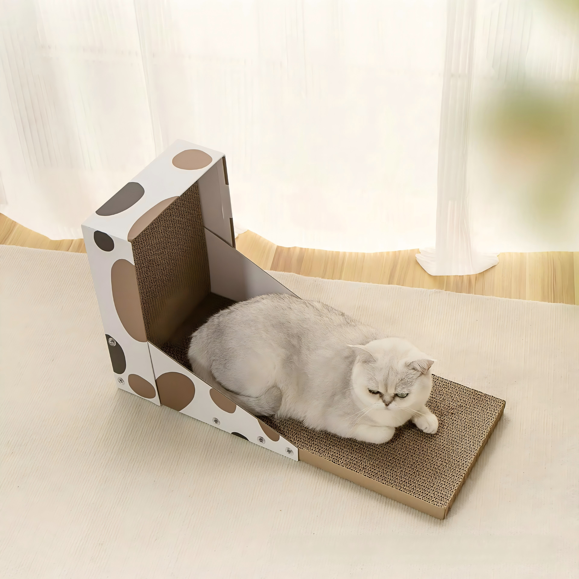 Refillable Sloped Cat Scratcher Lounge